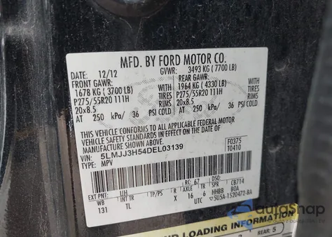 2013 Lincoln Navigator L z USA, uszkodzony, nr VIN 5LMJJ3H54DEL03139